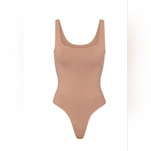 SKIMS SOFT SMOOTHING THONG BODYSUIT/XL/ SIENNA/NWT - Picture 5 of 10